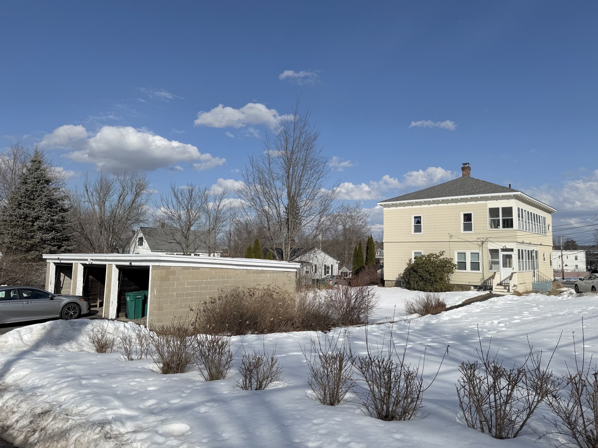 262 Oak Hill Rd # 1r Property Photo 3