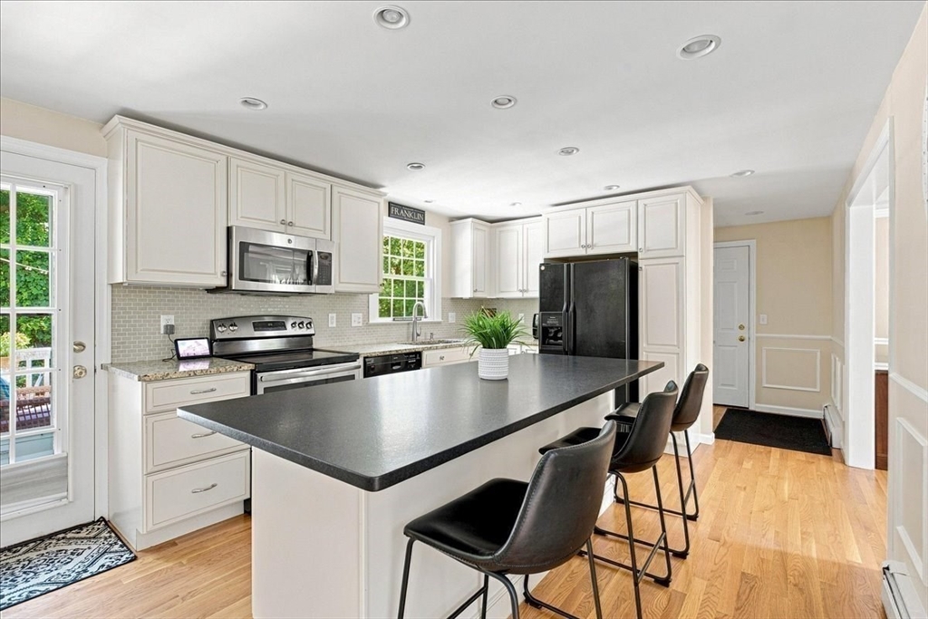 9 Catherine Avenue Property Photo 8