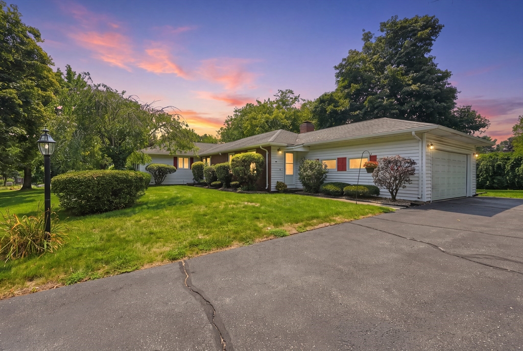 22 Williston Dr