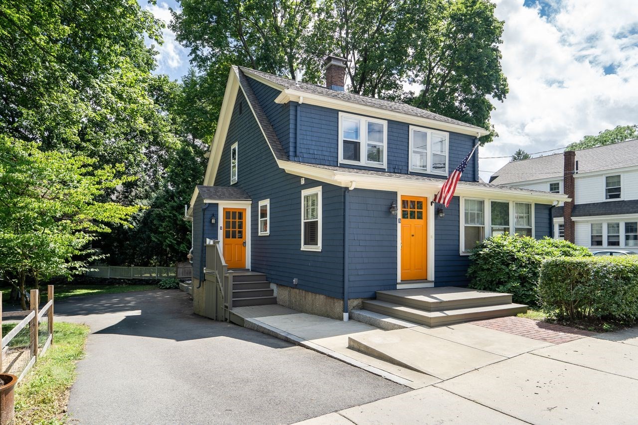 5 Maple St Property Photo 2