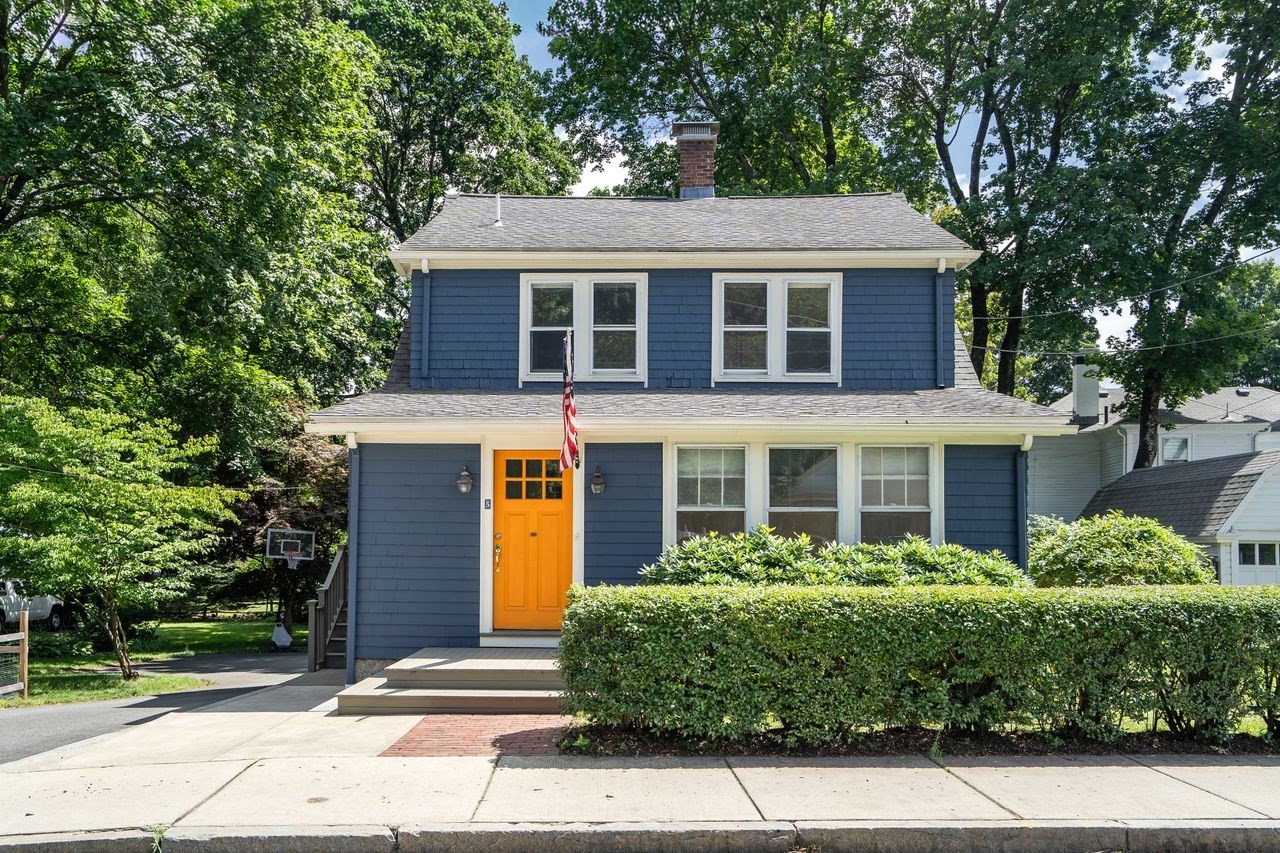 5 Maple St Property Photo 3