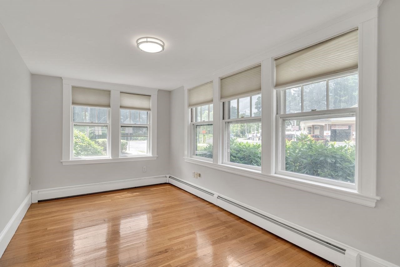 5 Maple St Property Photo 6