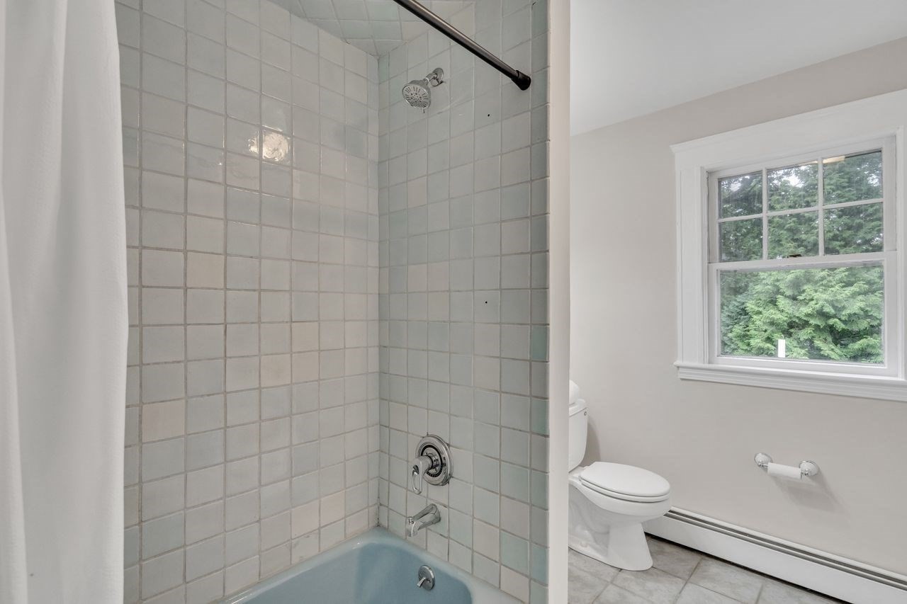 5 Maple St Property Photo 29
