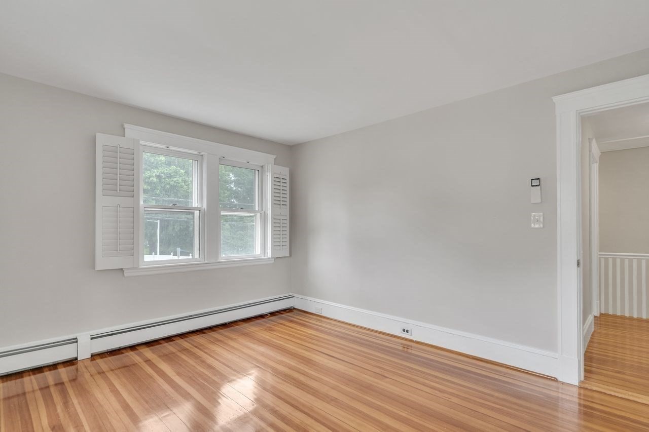 5 Maple St Property Photo 32