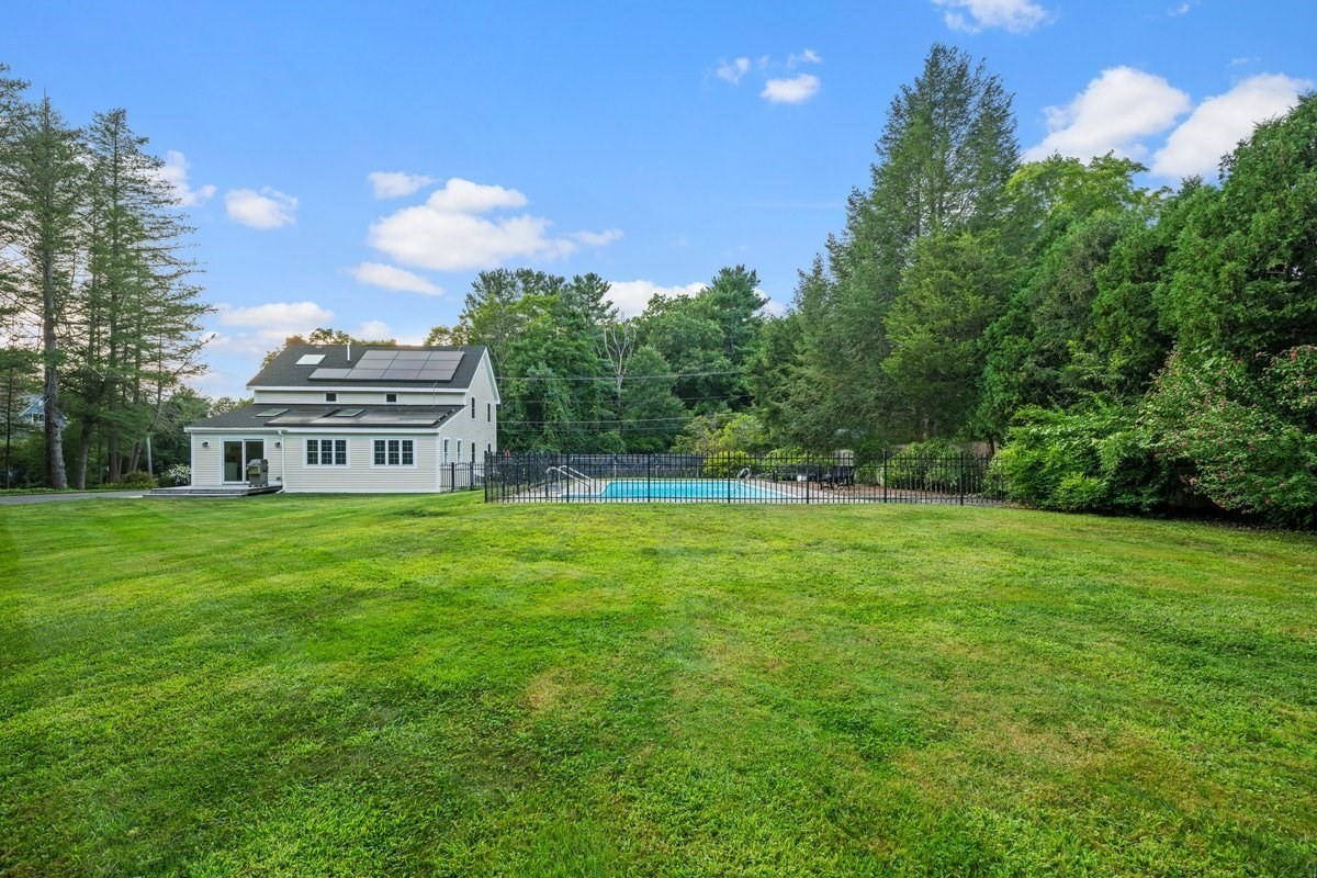5 Elm Street Property Photo 2