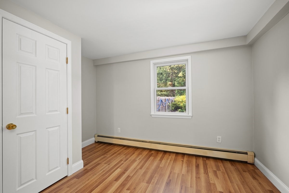 5 Elm Street Property Photo 22
