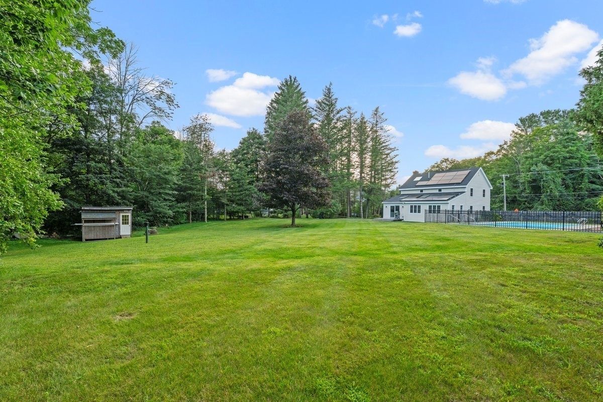 5 Elm Street Property Photo 31