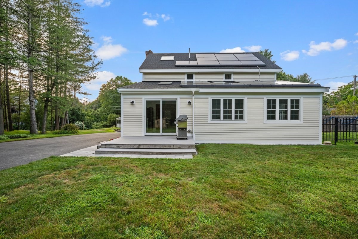 5 Elm Street Property Photo 33