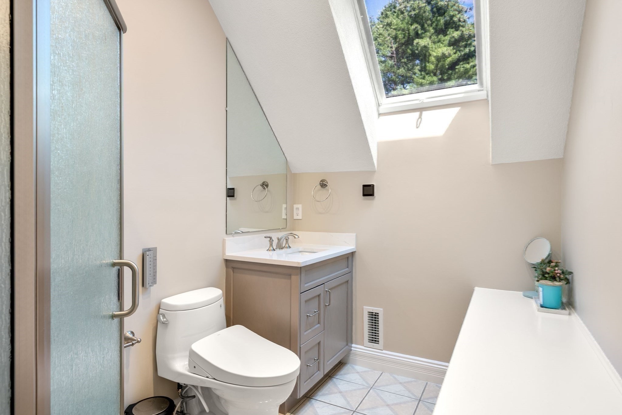 5 Queen Anne Rd Property Photo 28