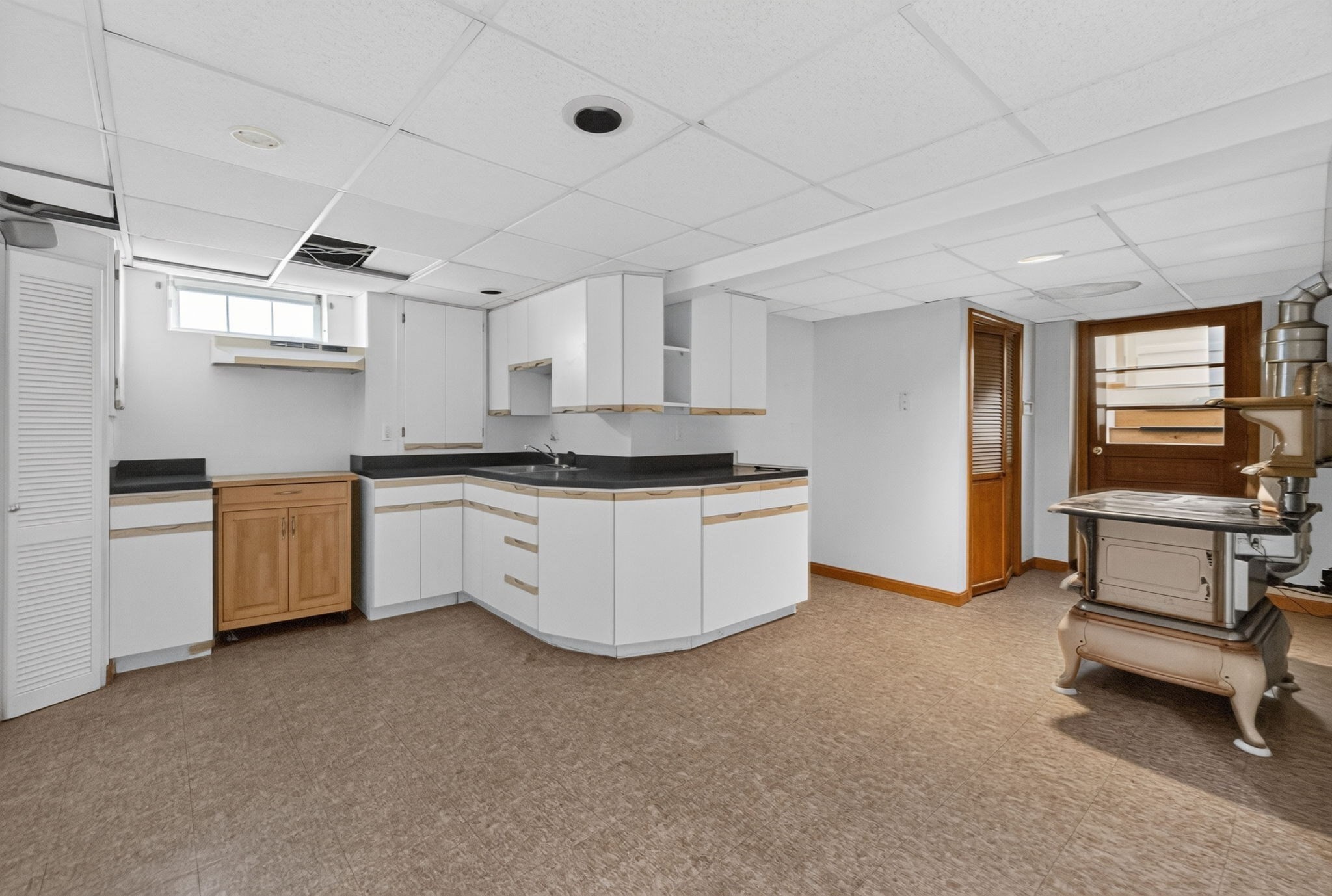 165 Swansom Rd Property Photo 31