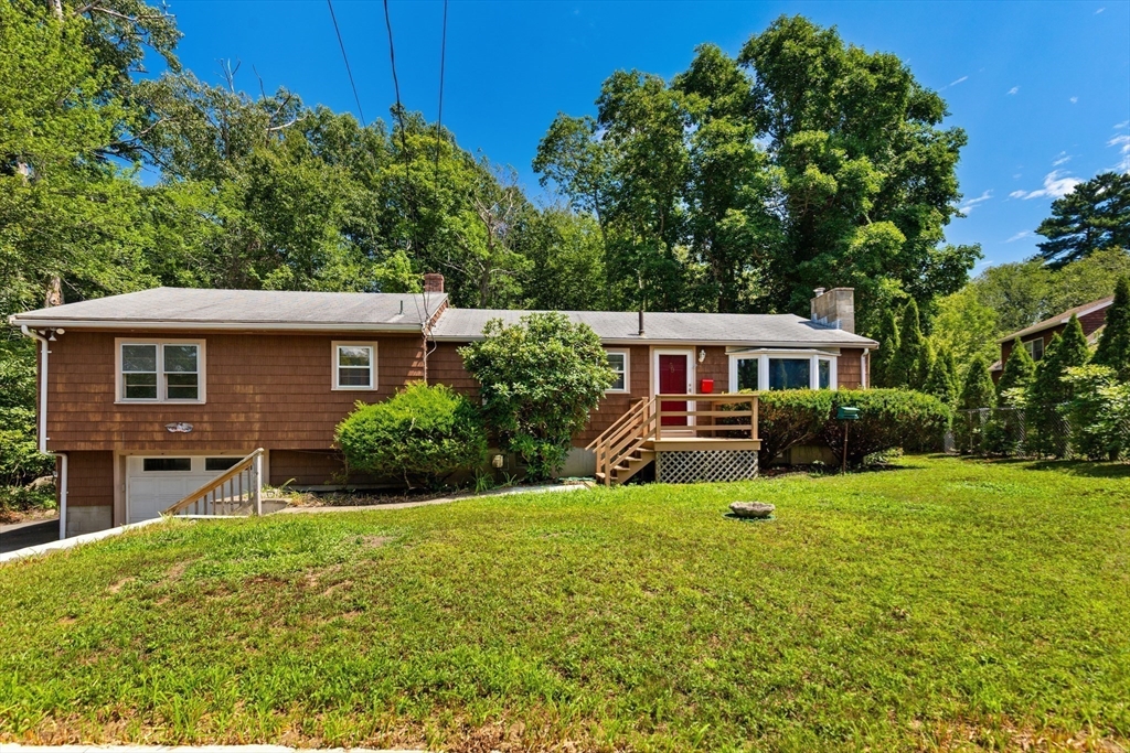 59 Holly St Property Photo 1