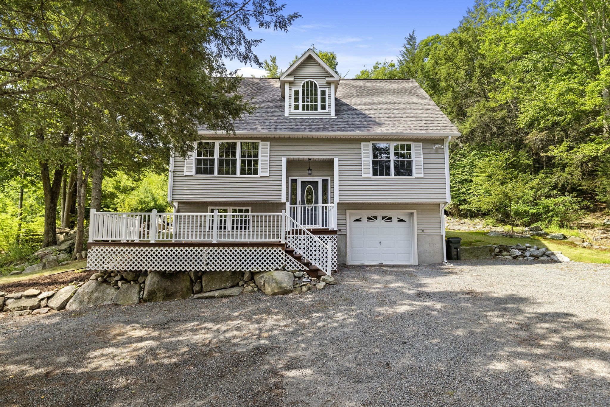 1524 Round Top Rd Property Photo 1