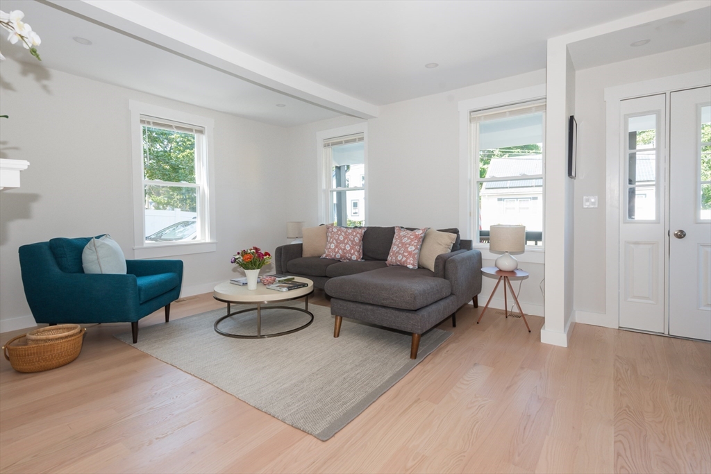 12 Norton St Property Photo 3