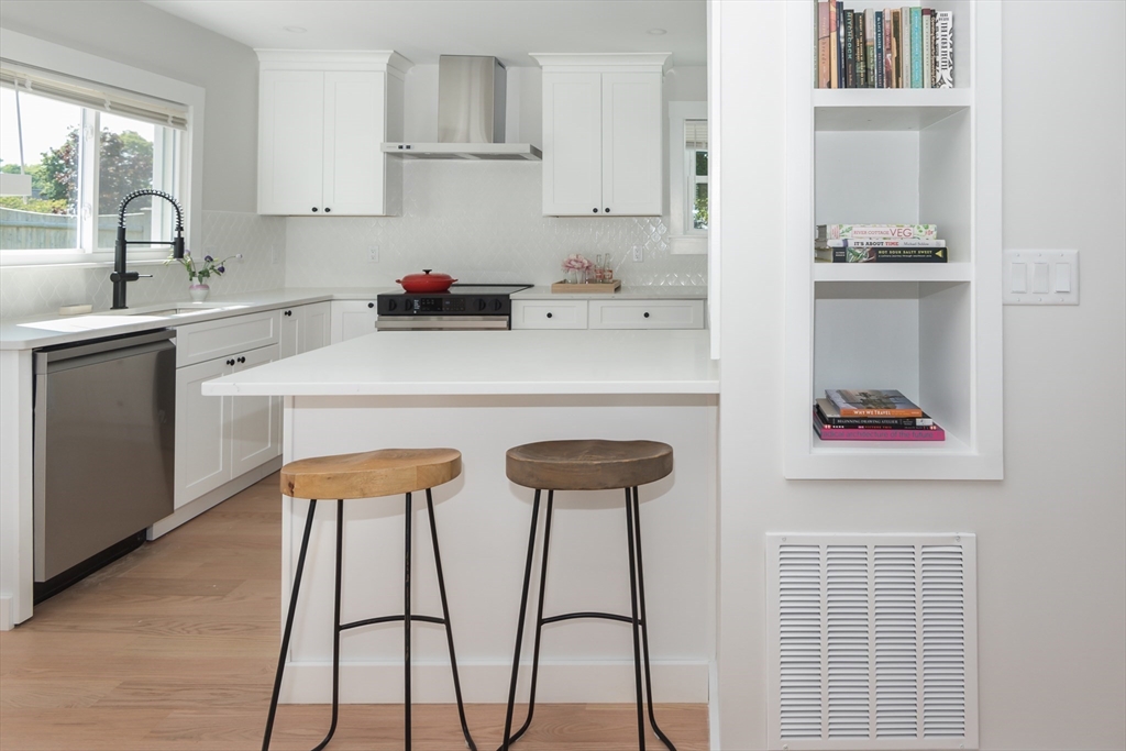 12 Norton St Property Photo 8
