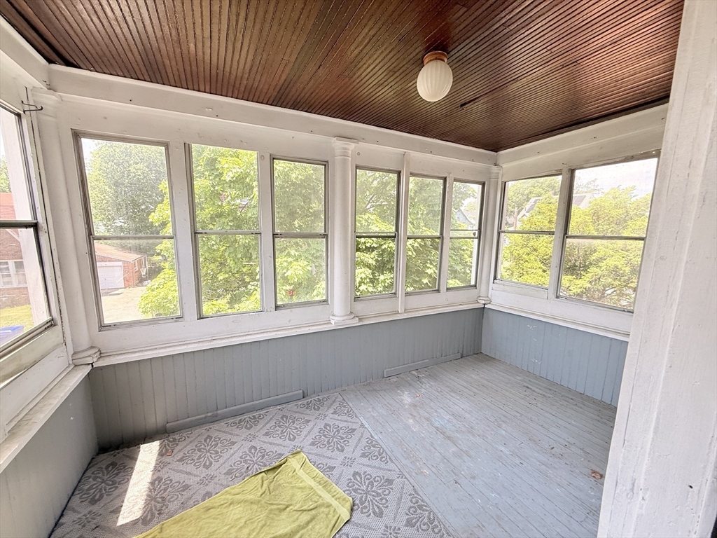 43 Wellington St Property Photo 29