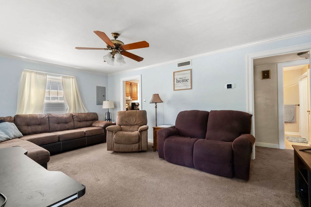 434 Eldridge St. Property Photo 13