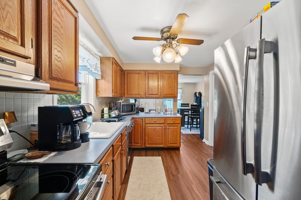 434 Eldridge St. Property Photo 14