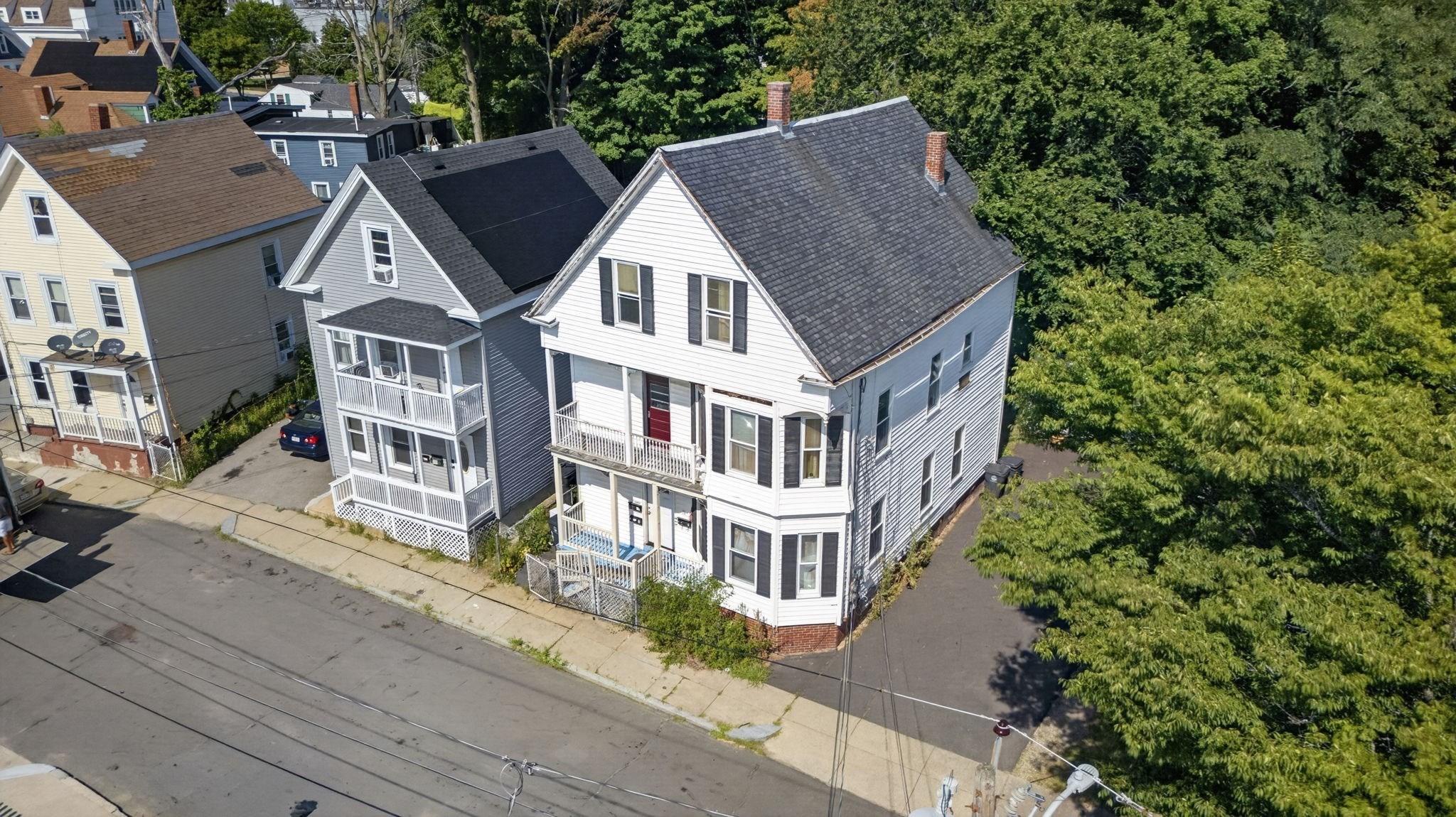 16 Gilbert Ave Property Photo 2