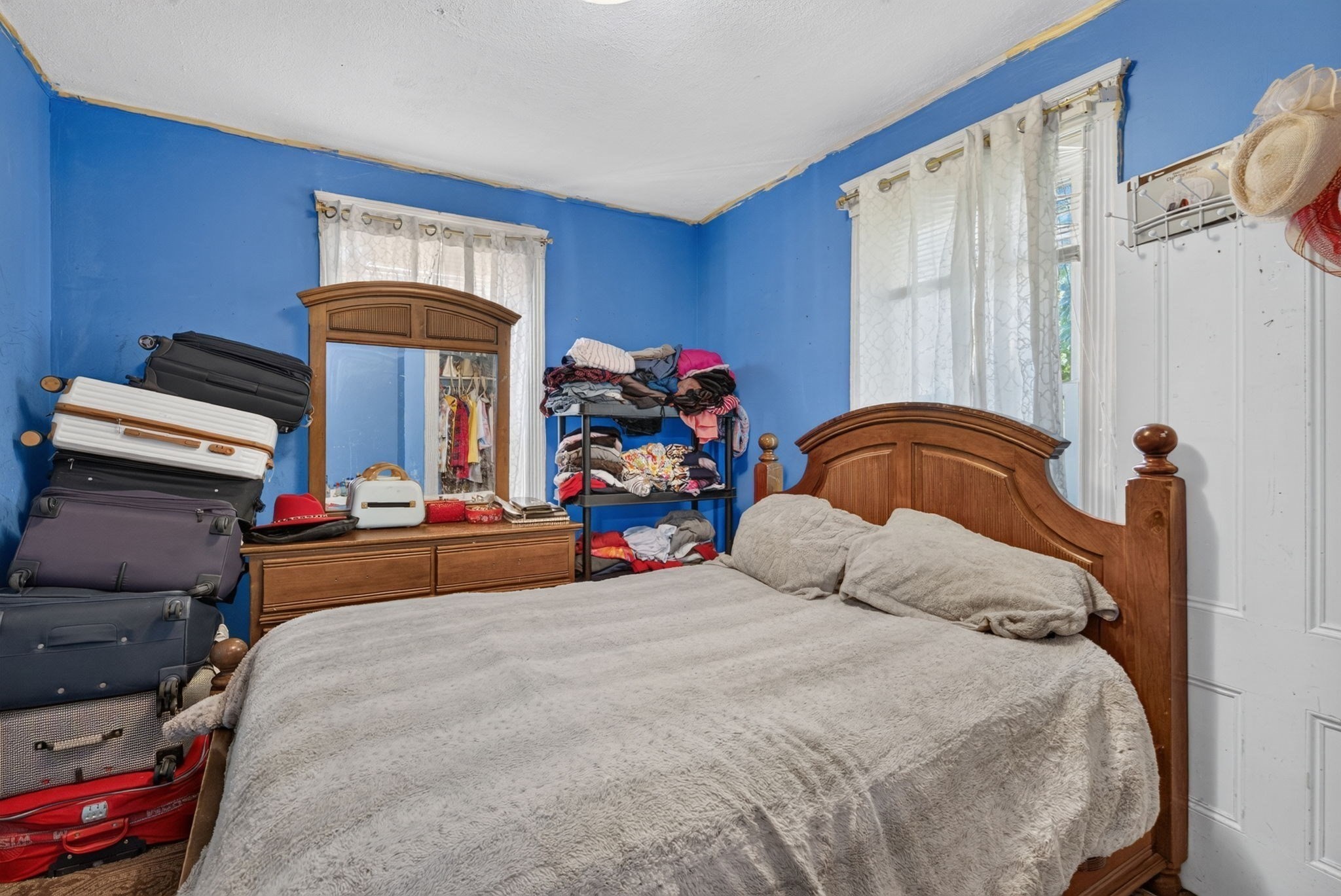 16 Gilbert Ave Property Photo 9