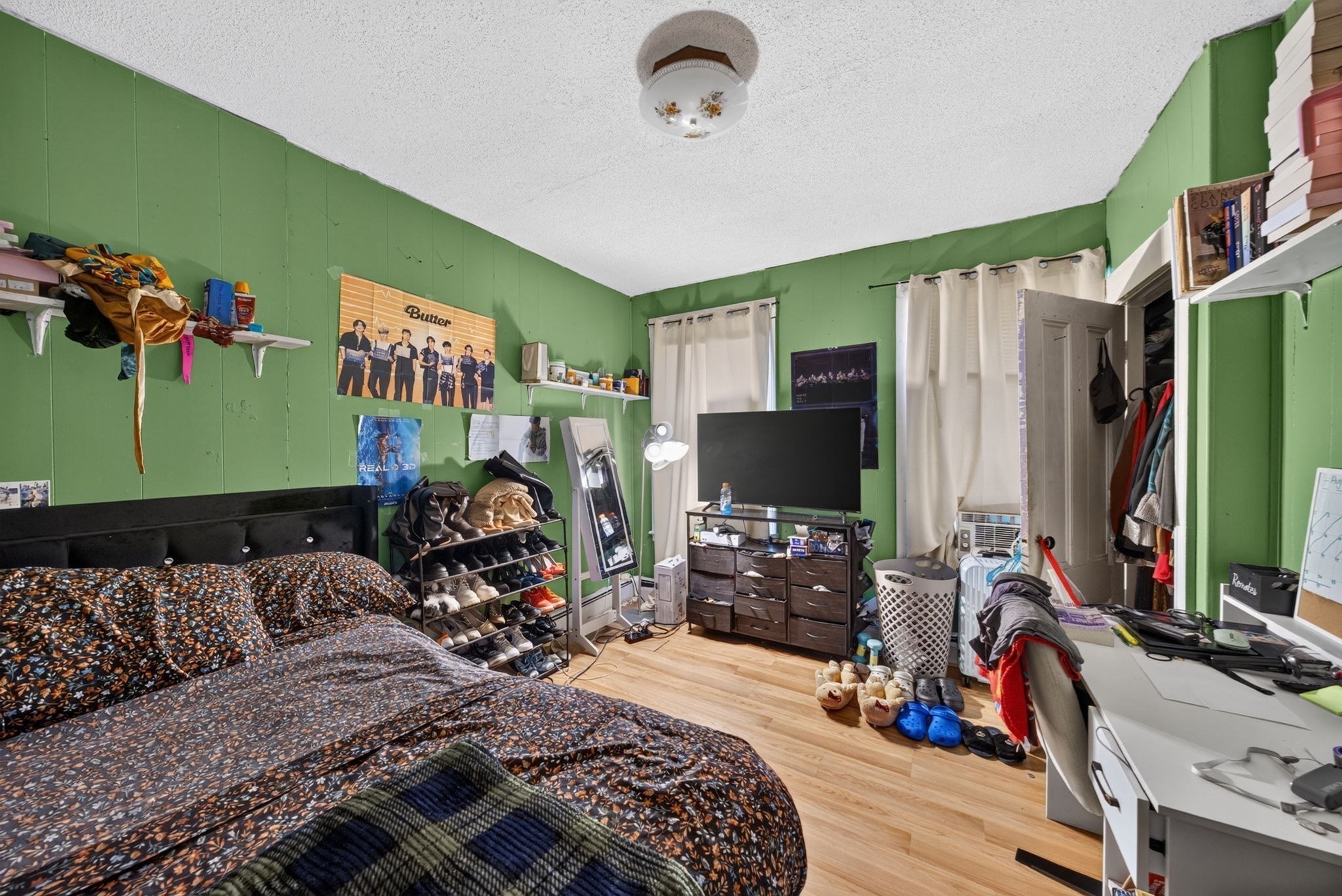 16 Gilbert Ave Property Photo 11