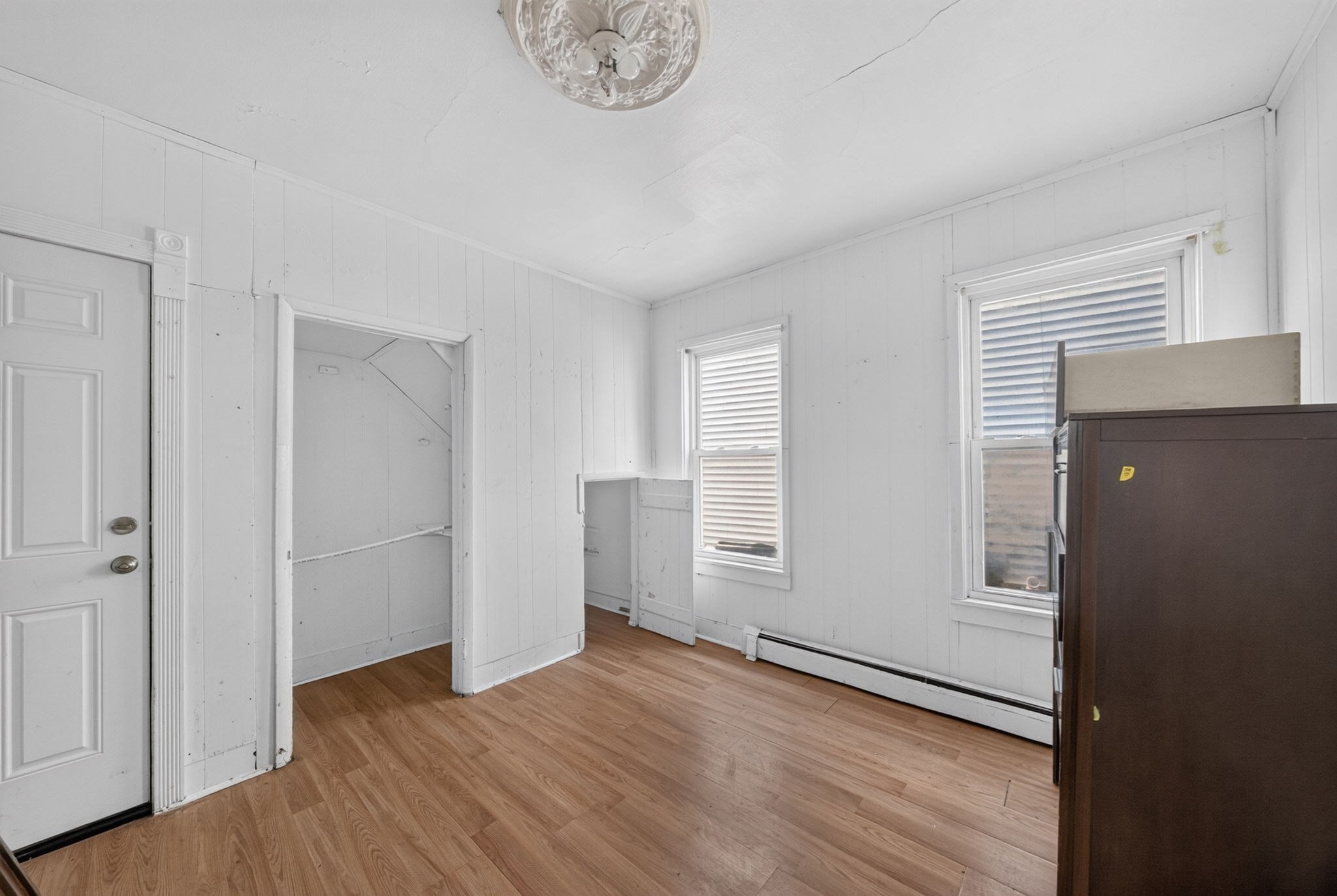 16 Gilbert Ave Property Photo 14