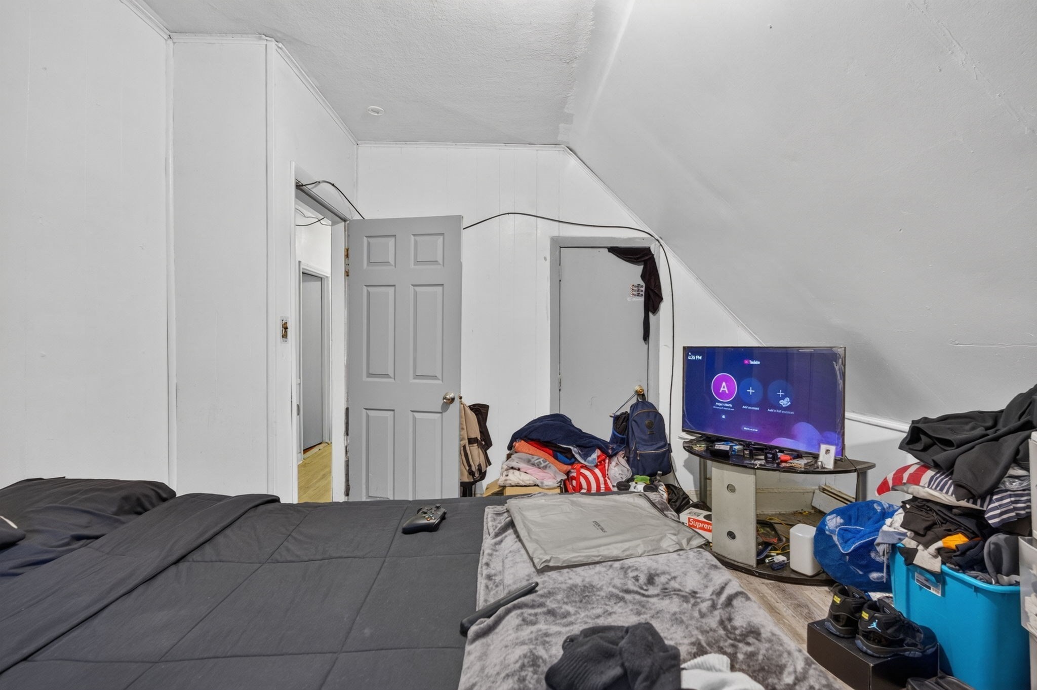 16 Gilbert Ave Property Photo 23