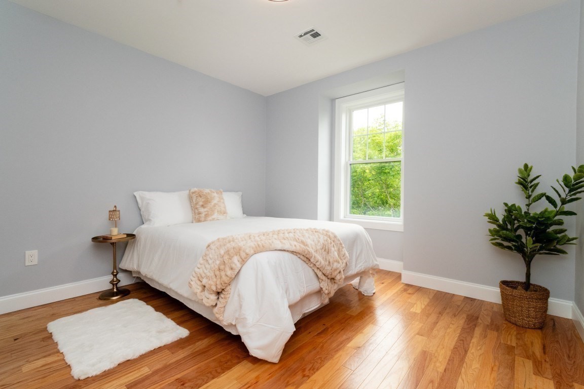 585 Washington Street # 307 Property Photo 13