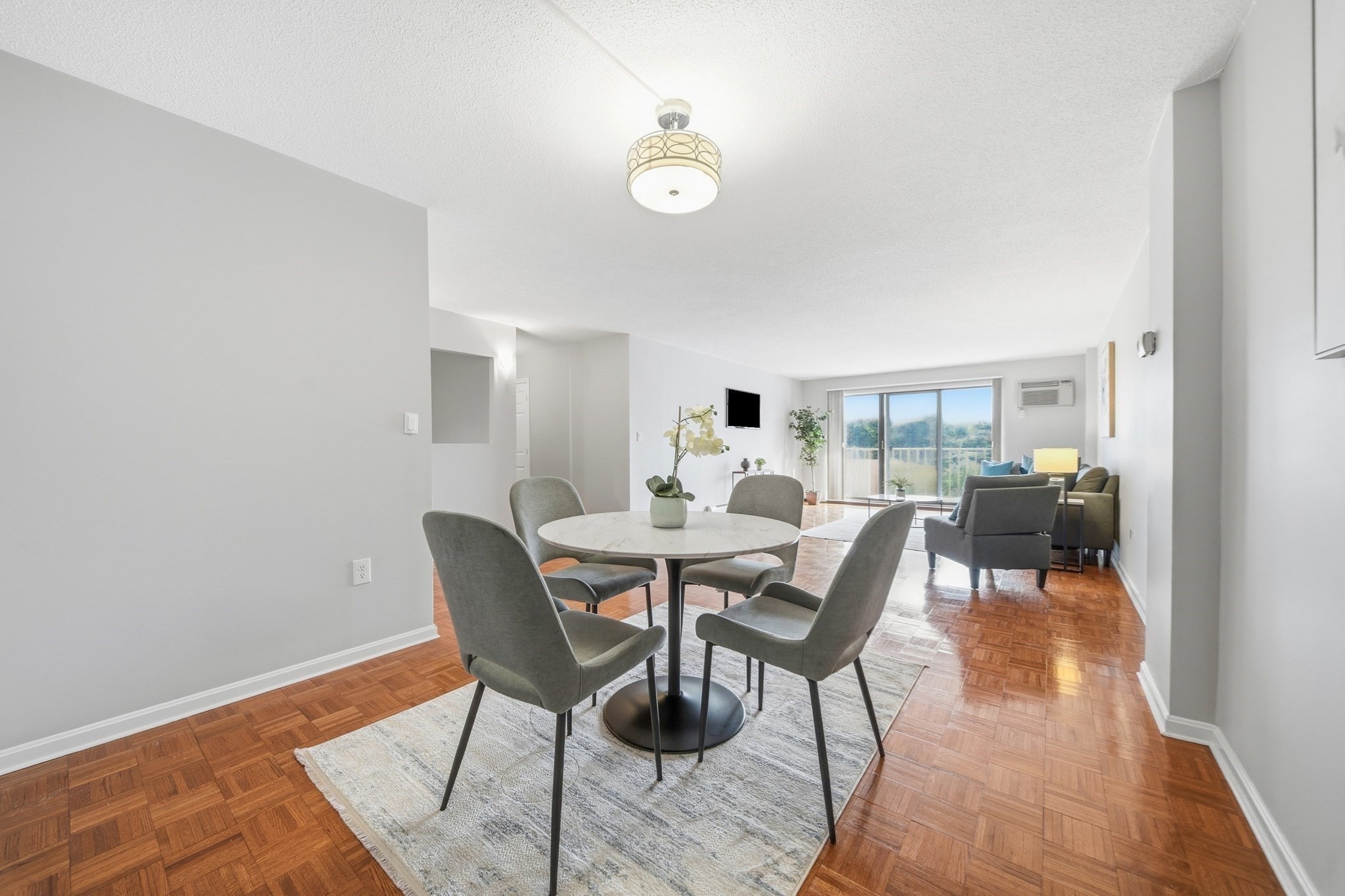 131 Coolidge Avenue # 526 Property Photo 5
