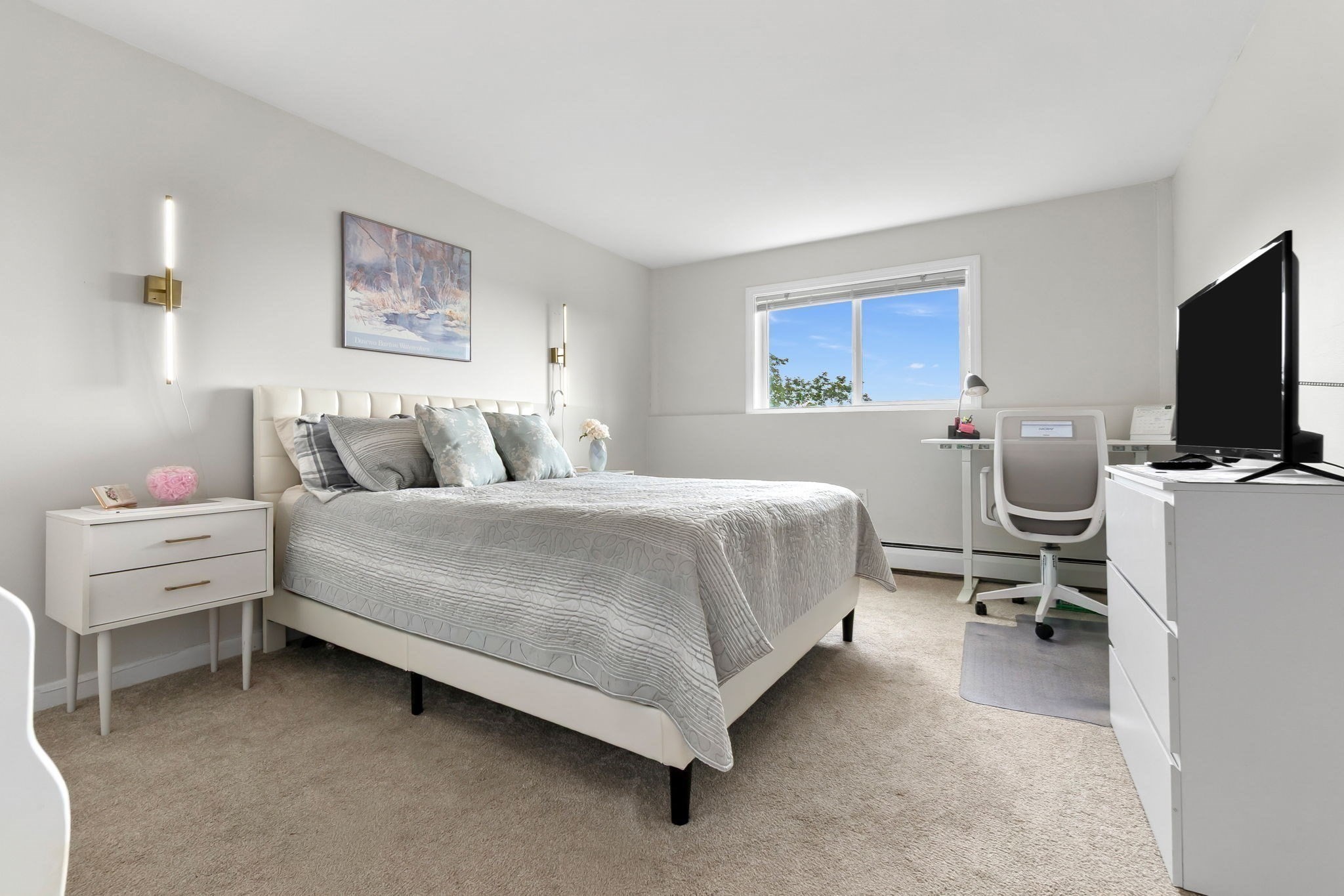 145 Essex Avenue # 405 Property Photo 5