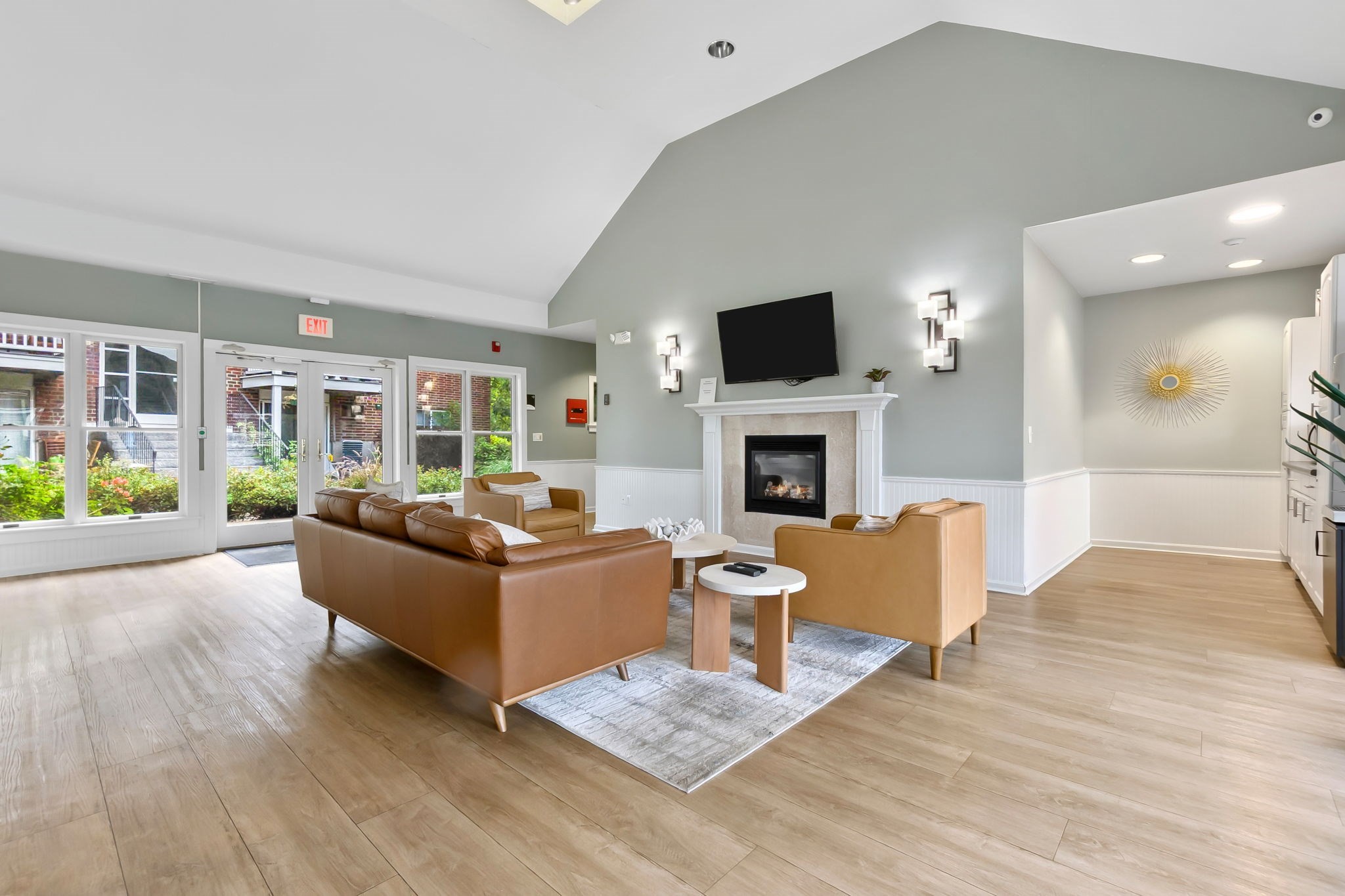 145 Essex Avenue # 405 Property Photo 12