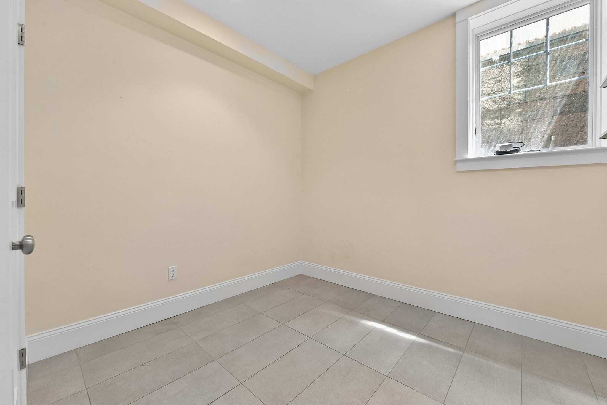 132 Newton St # 132 Property Photo 24