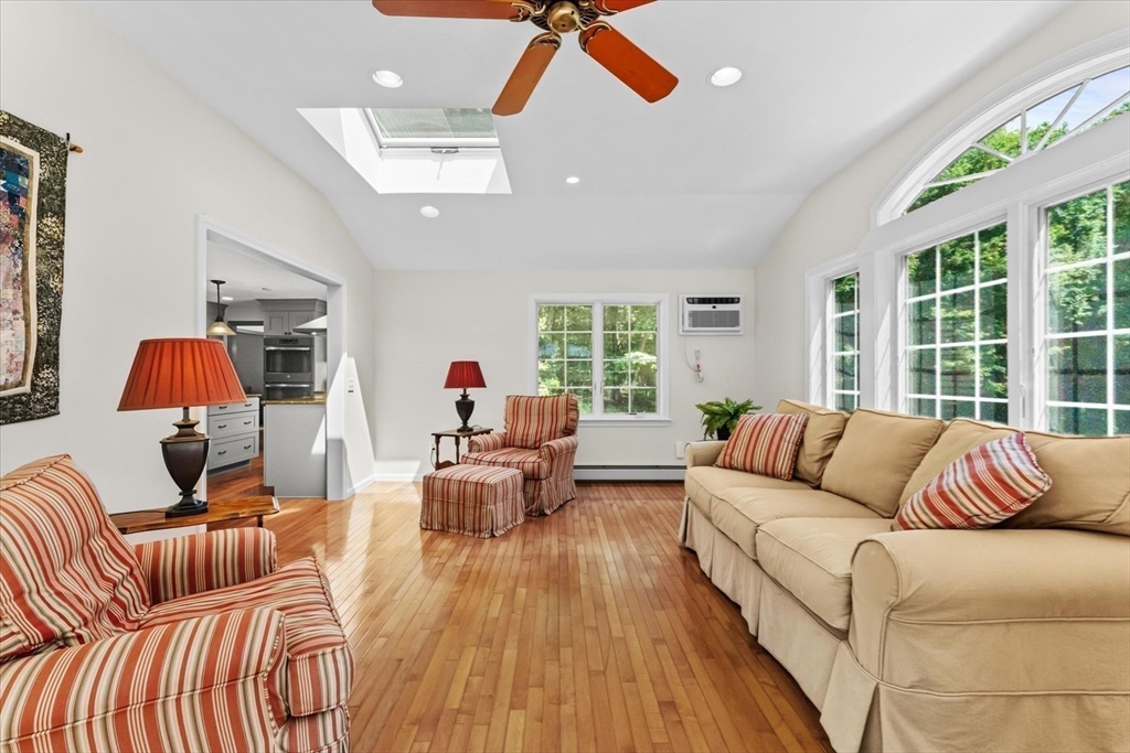 3 Leone Lane Property Photo 11