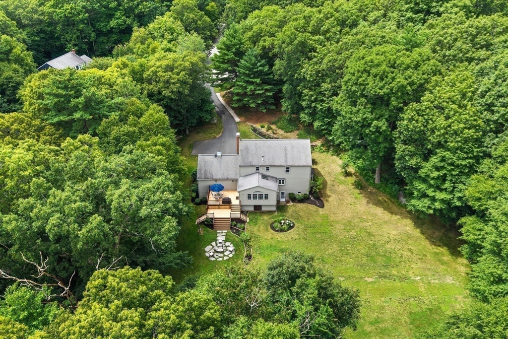 3 Leone Lane Property Photo 38