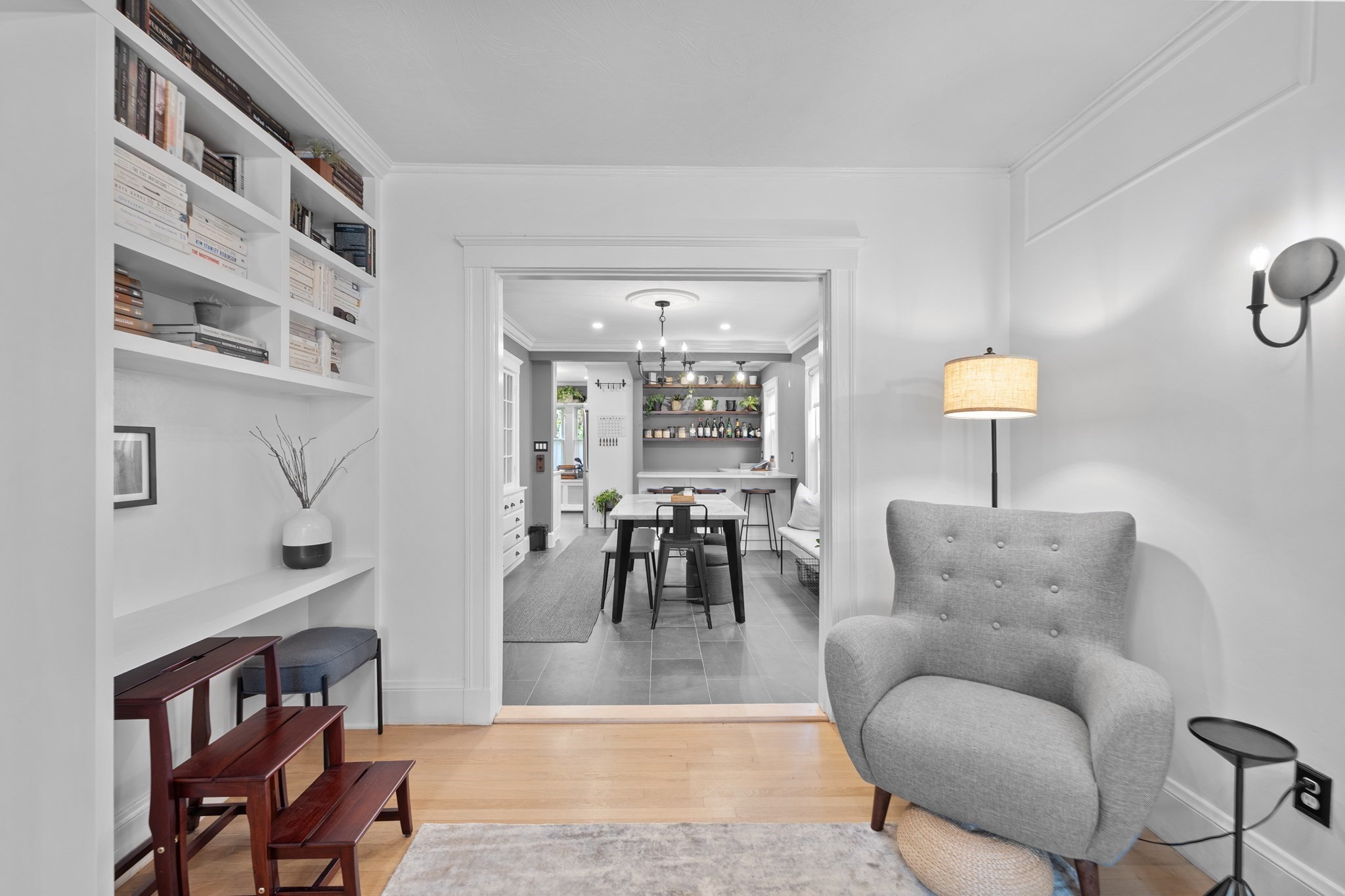 427-429 S Huntington Ave # 1 Property Photo 7