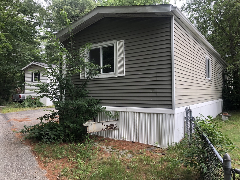 447 Washington St Property Photo 2
