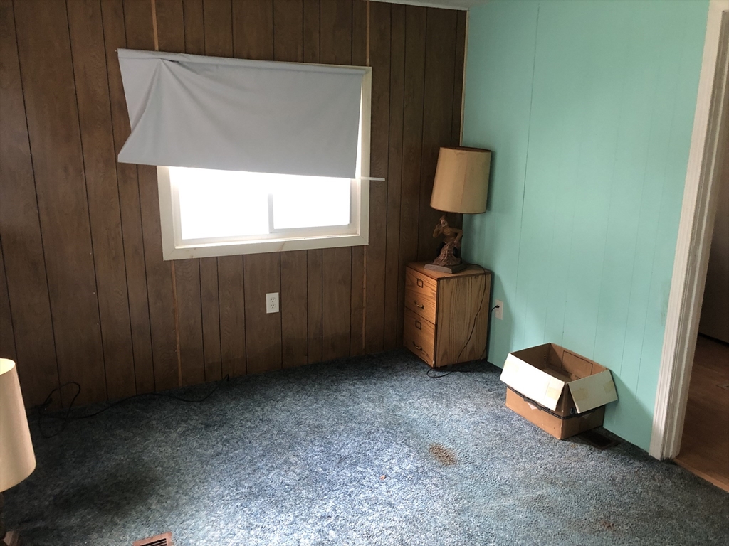 447 Washington St Property Photo 8