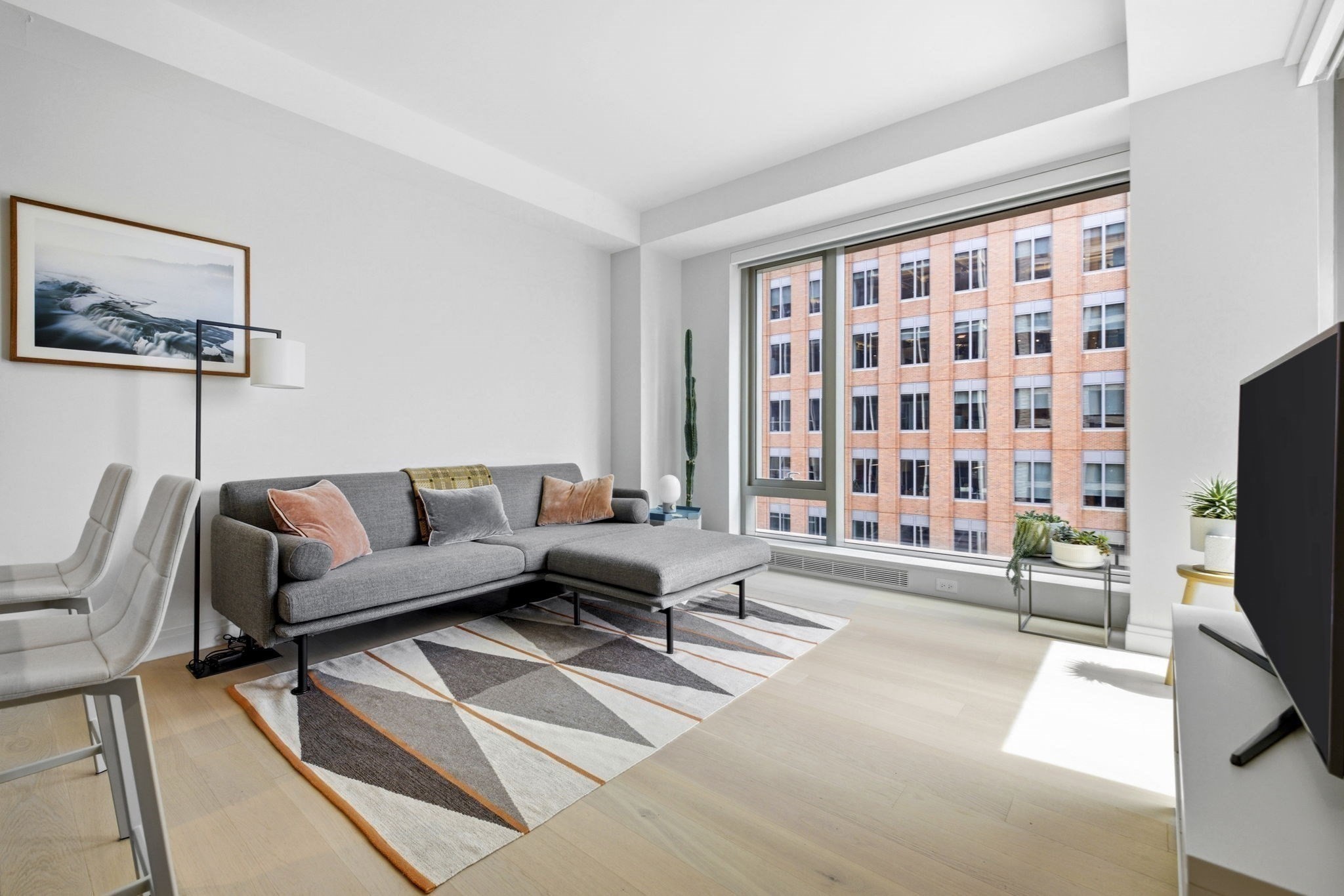 135 Seaport Blvd # 1016 Property Photo 4