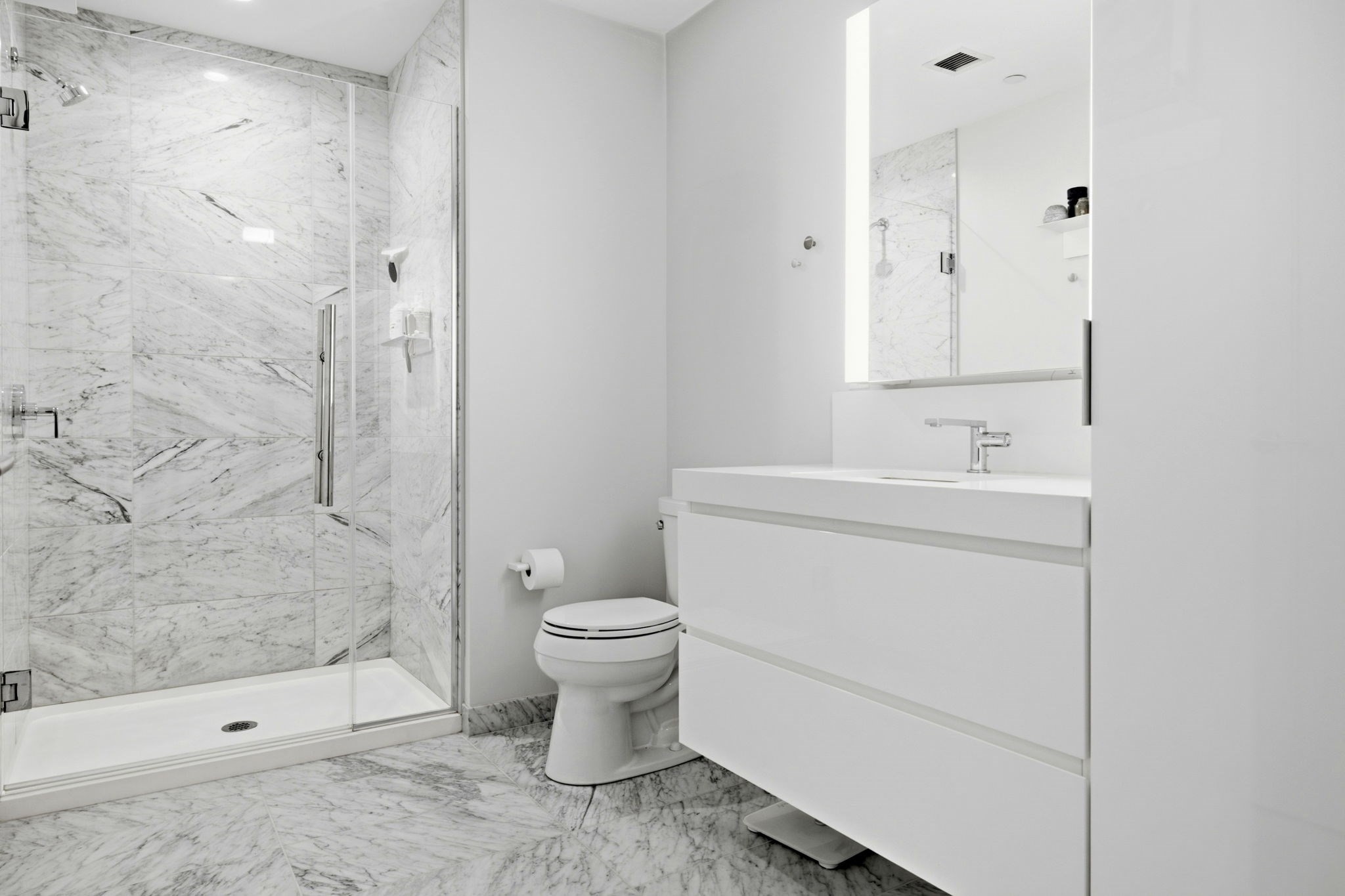 135 Seaport Blvd # 1016 Property Photo 15