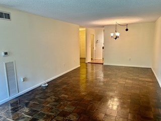 40 Village Rd # 108a Property Photo 15