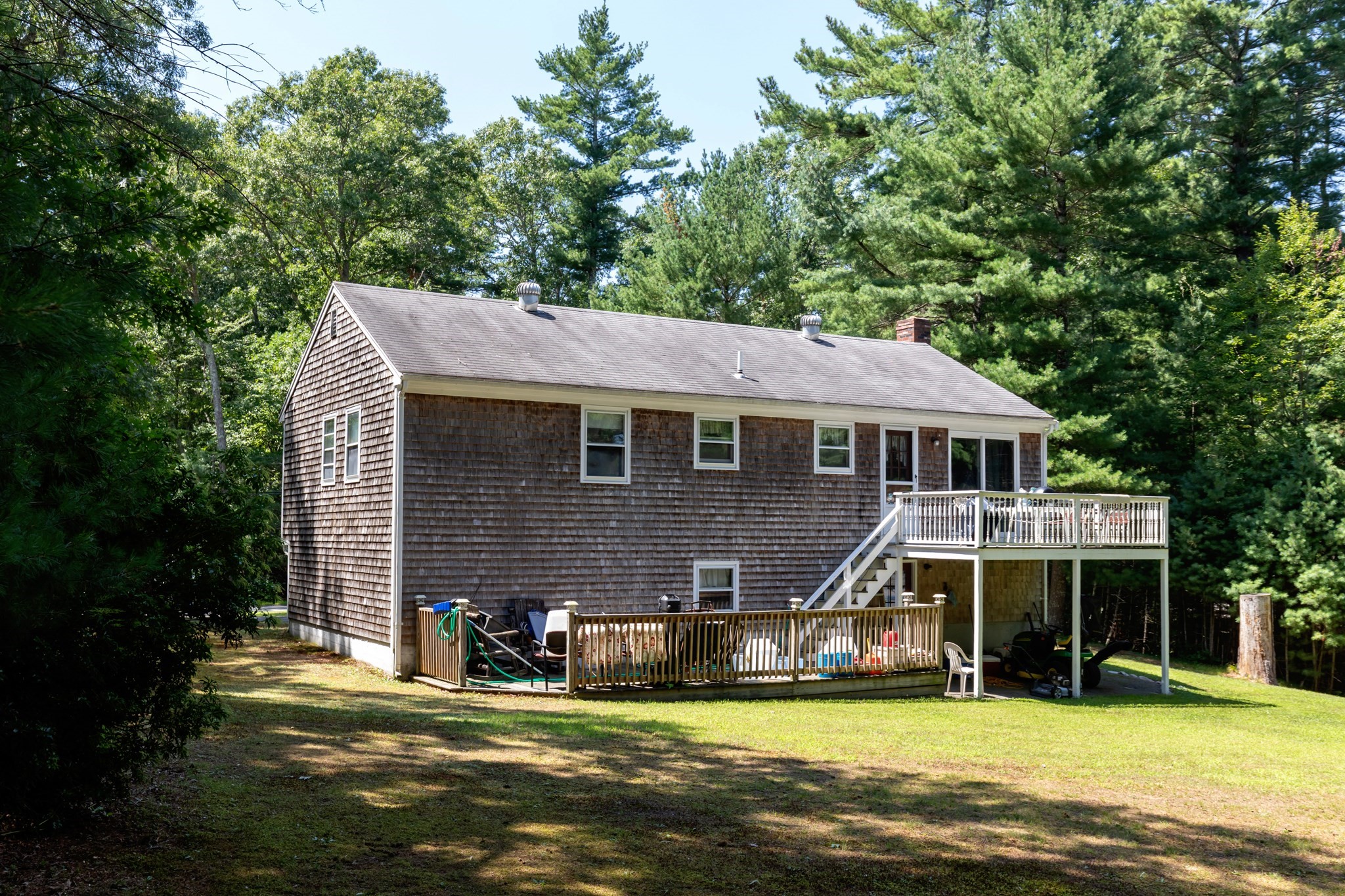 49 Forest St Property Photo 5