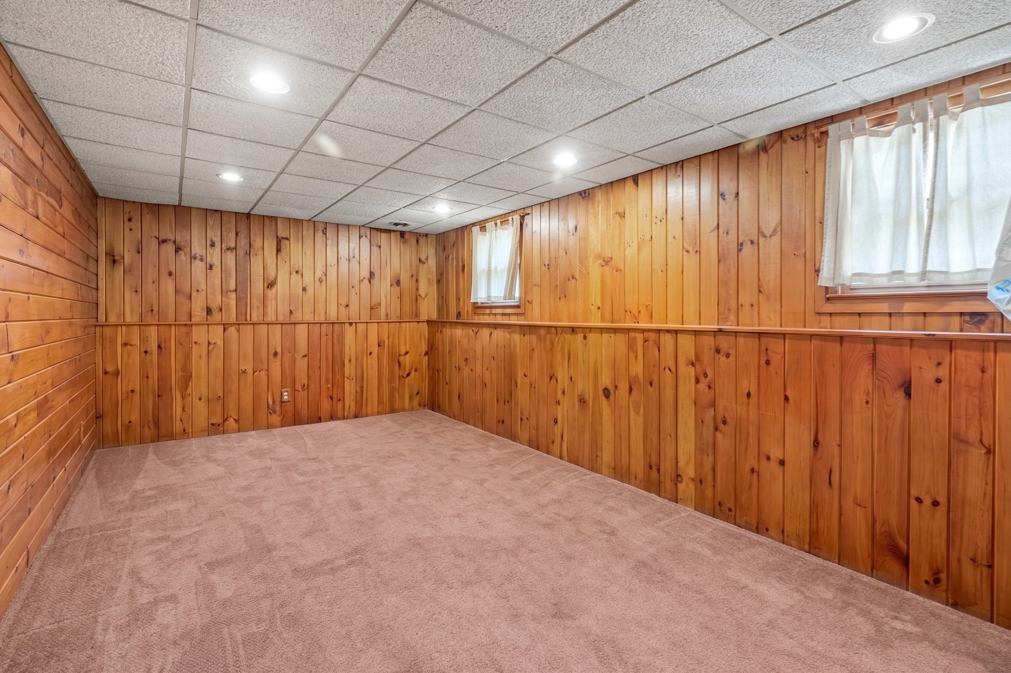 49 Forest St Property Photo 15