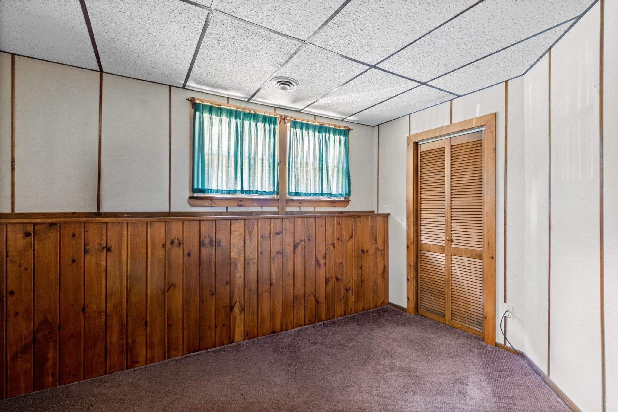 49 Forest St Property Photo 17
