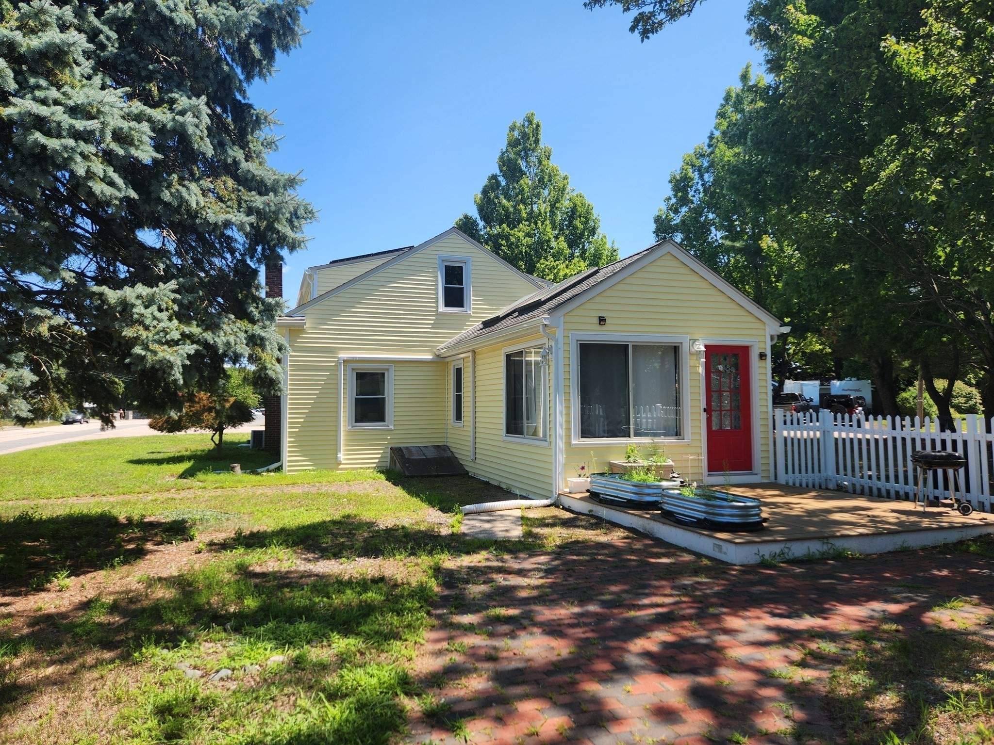 48 Captain Courtois Dr Property Photo 5