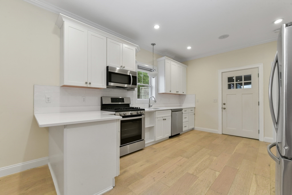 111 Maverick Street # 1 Property Photo 6