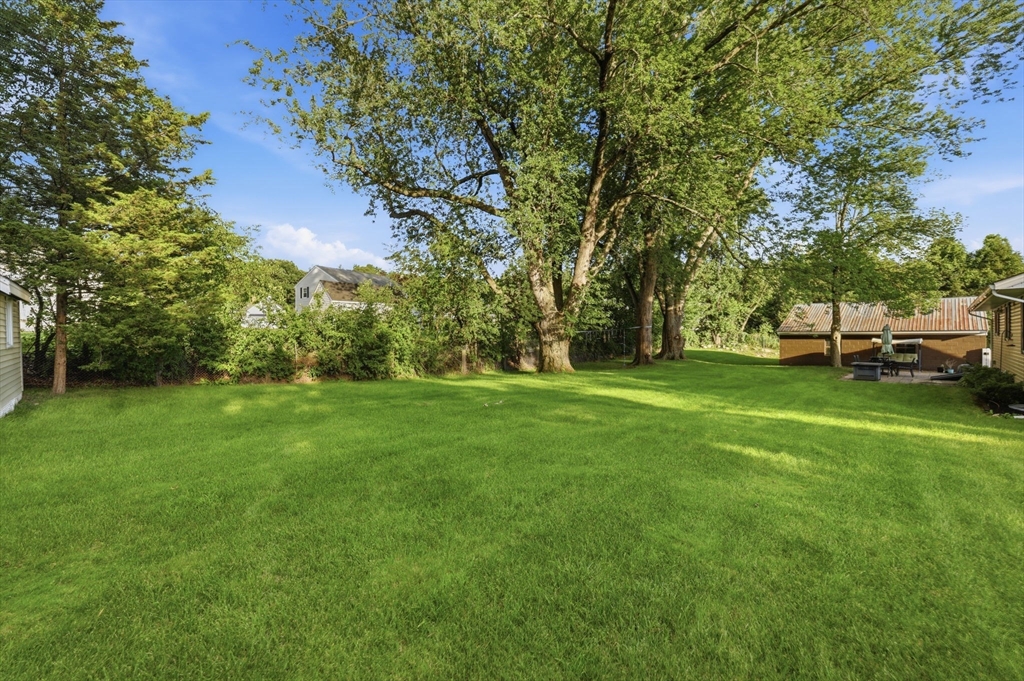 151 Greenwood Rd Property Photo 32