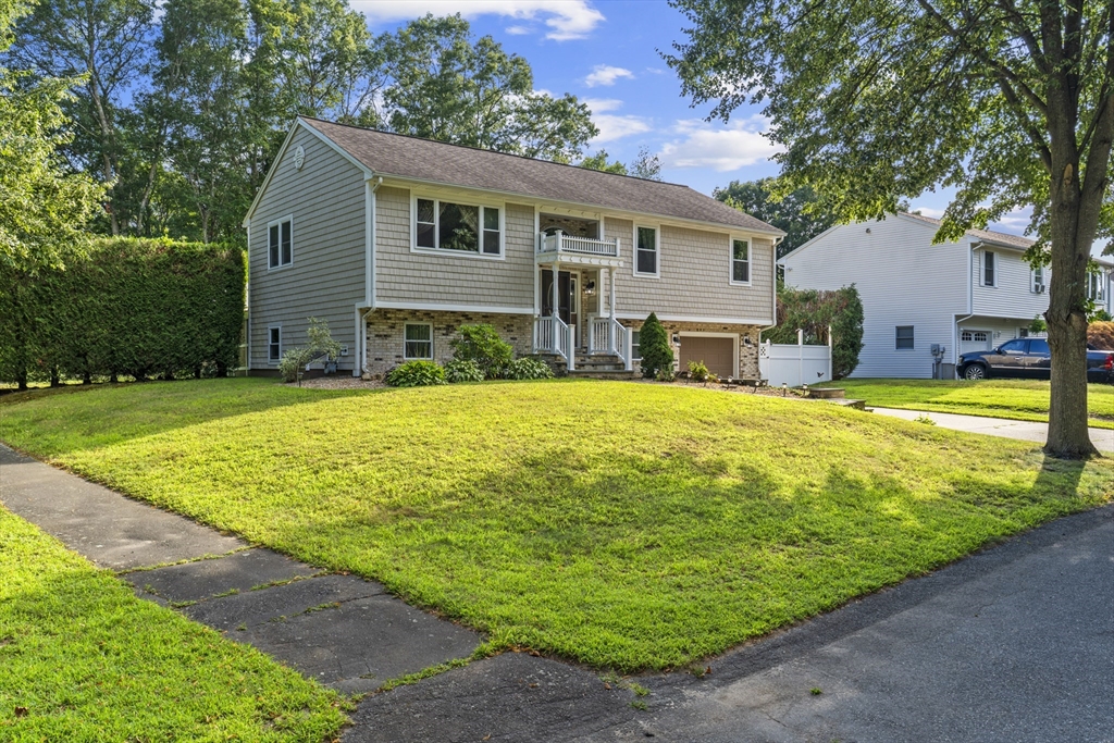 2 Cutter Ln Property Photo 3