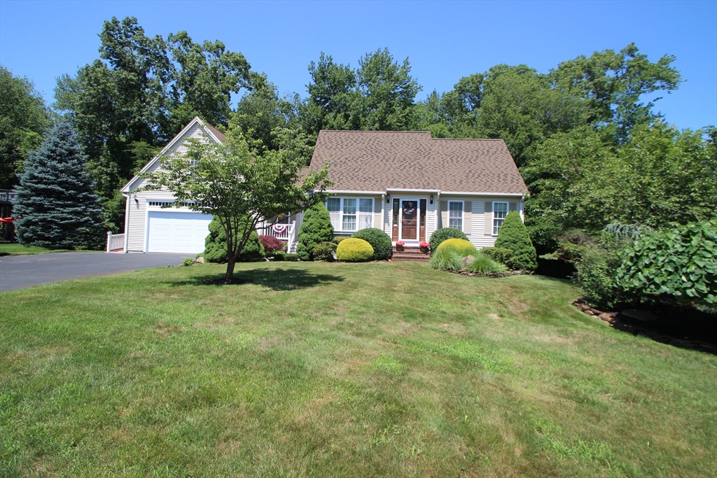 10 Patriot Ln Property Photo 1