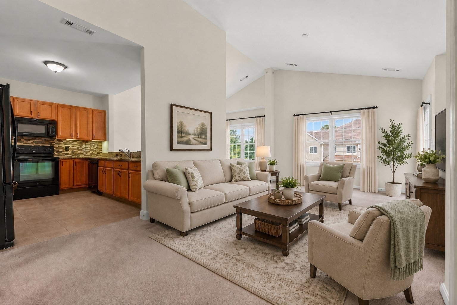 631 East St # M202 Property Photo 5
