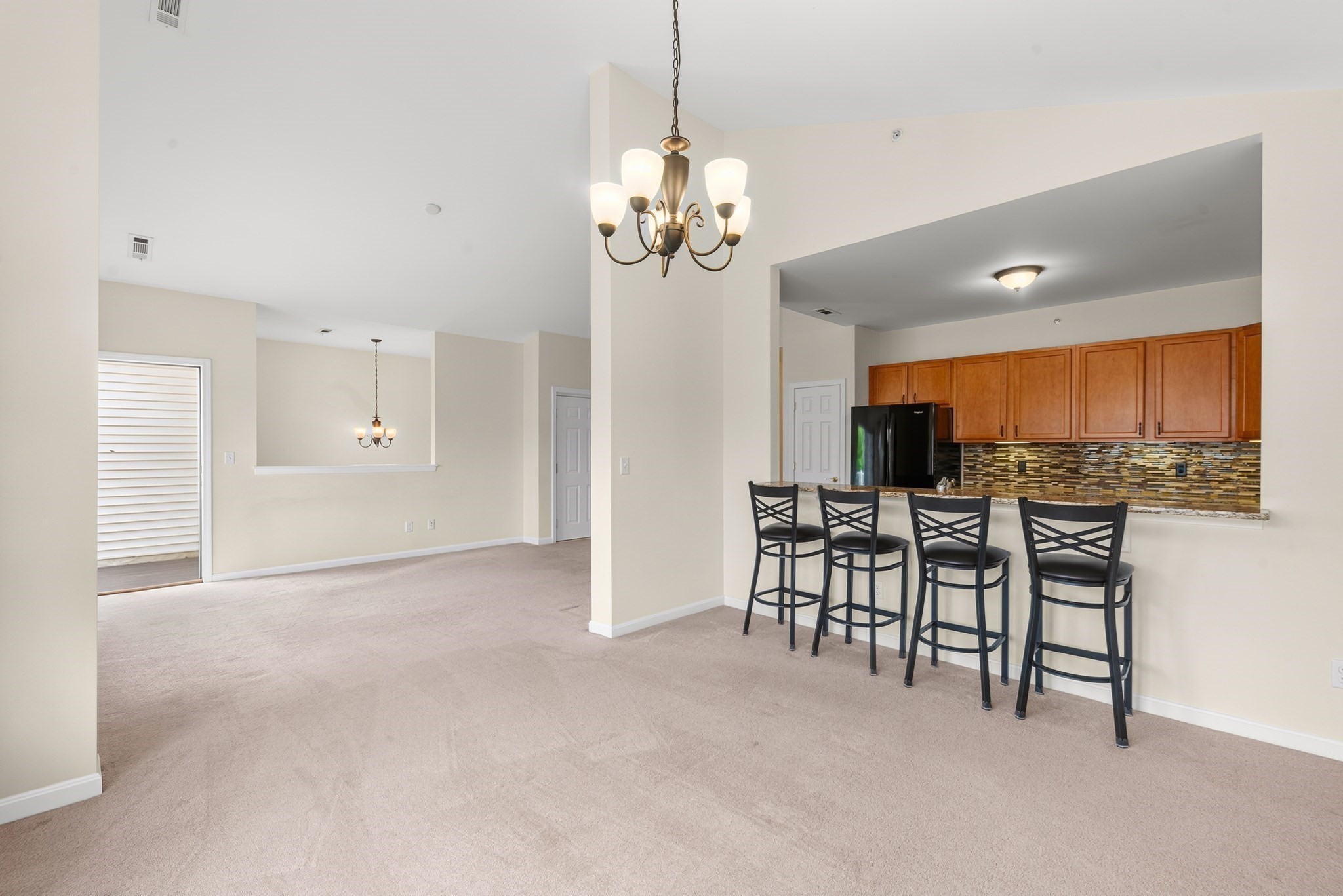 631 East St # M202 Property Photo 10