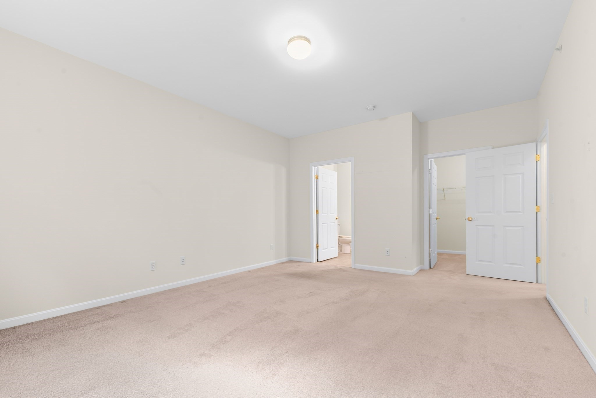 631 East St # M202 Property Photo 25